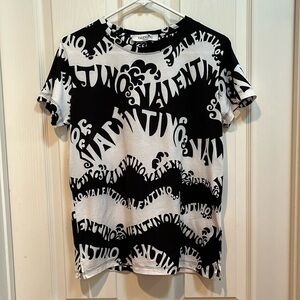 Valentino T-shirt Black White Spellout Logo Psychedelic Women’s Sz Medium